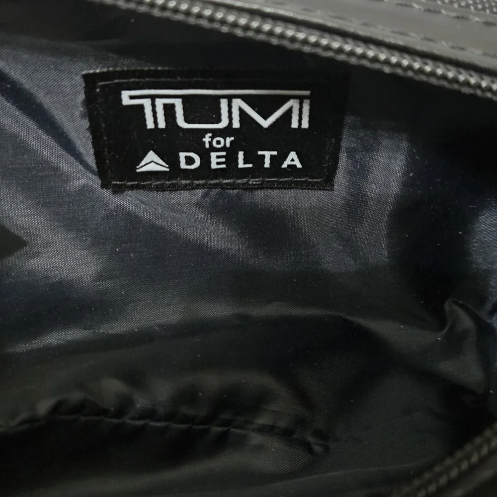 TUMI Black Travel Toiletry Bag Set